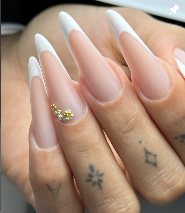 Nail art stiletto