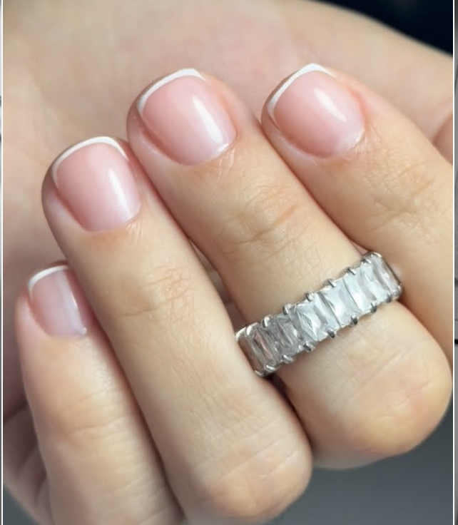 Nail art french classic